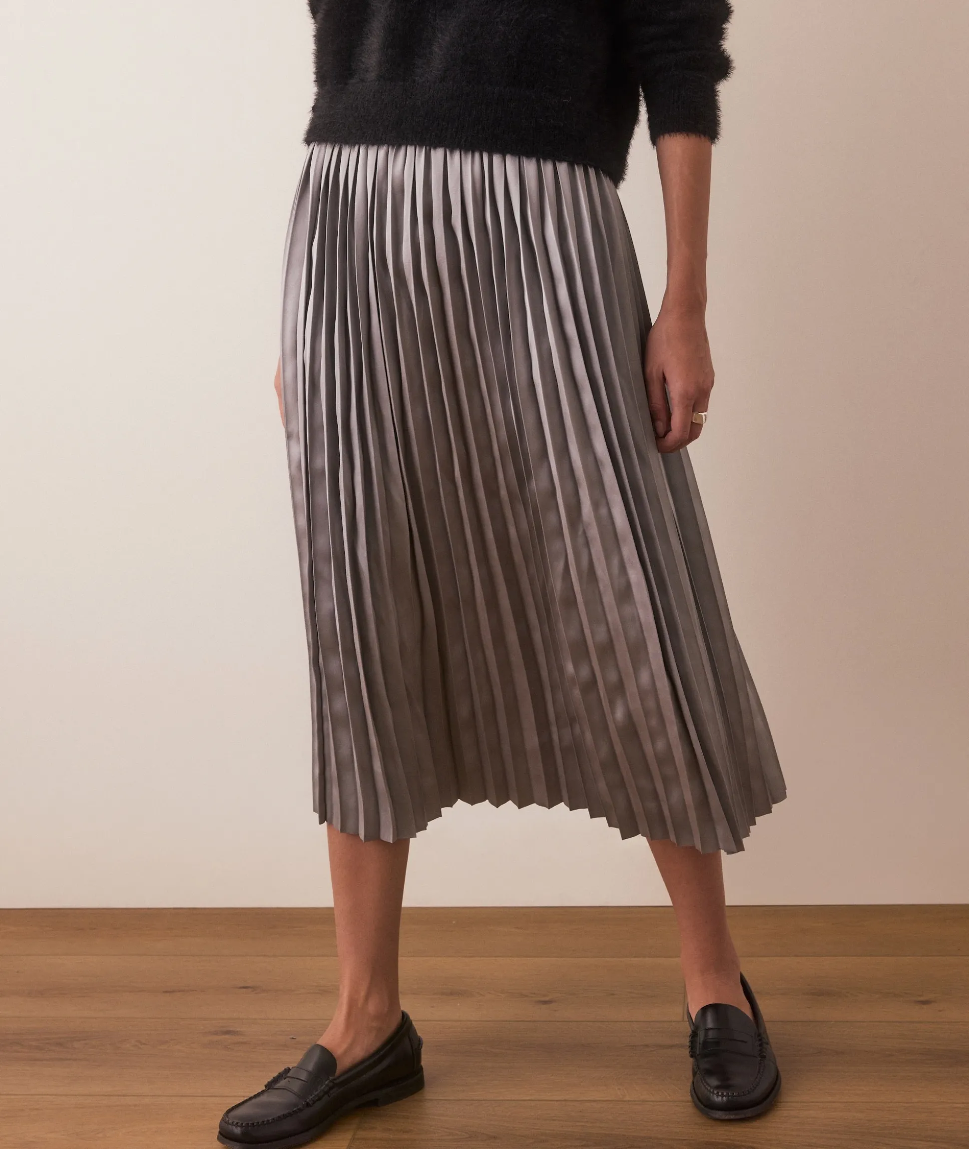 Chelsea Pleated Midi Skirt