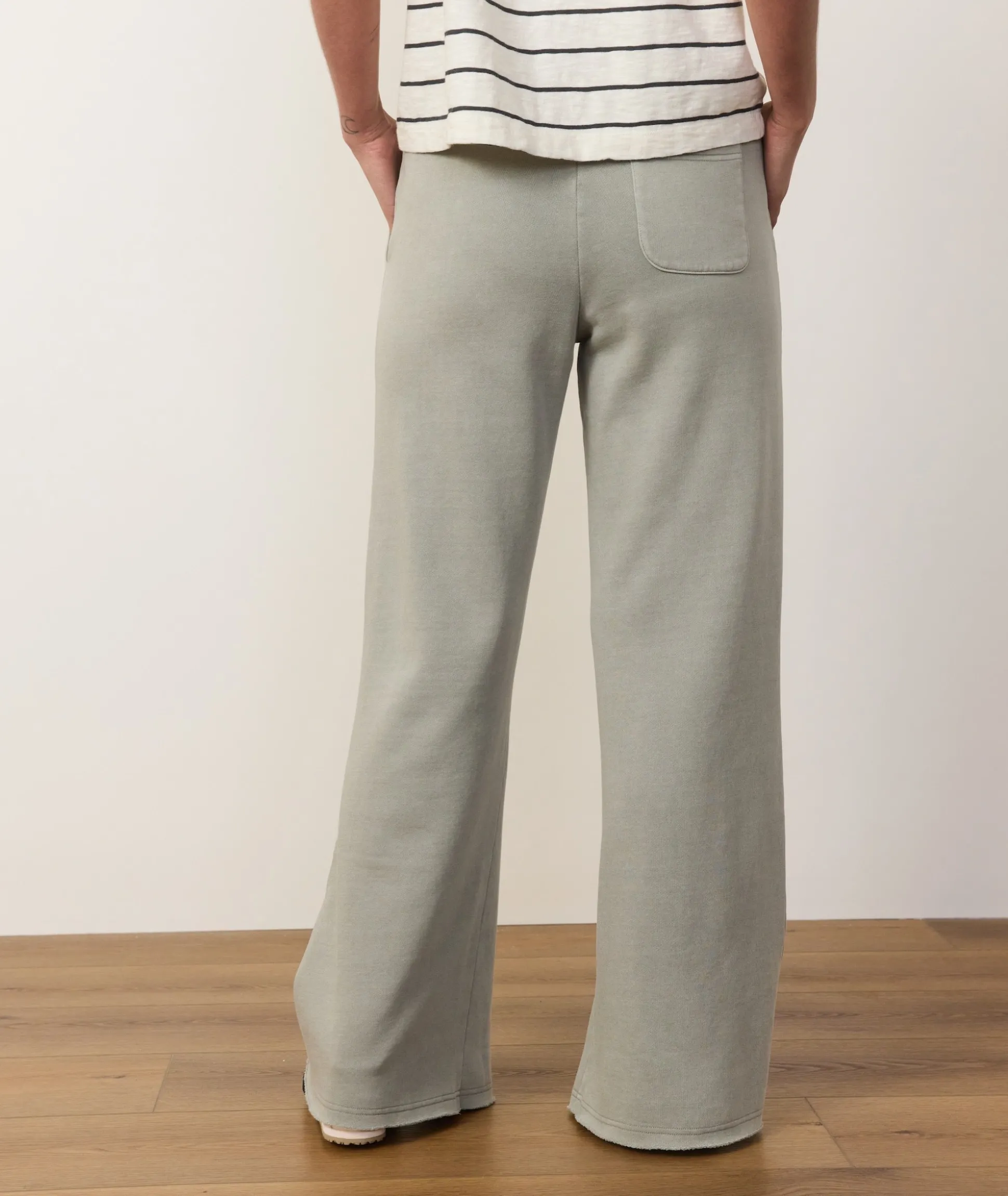Cloud 9 Fleece Wide Leg Sweatpant