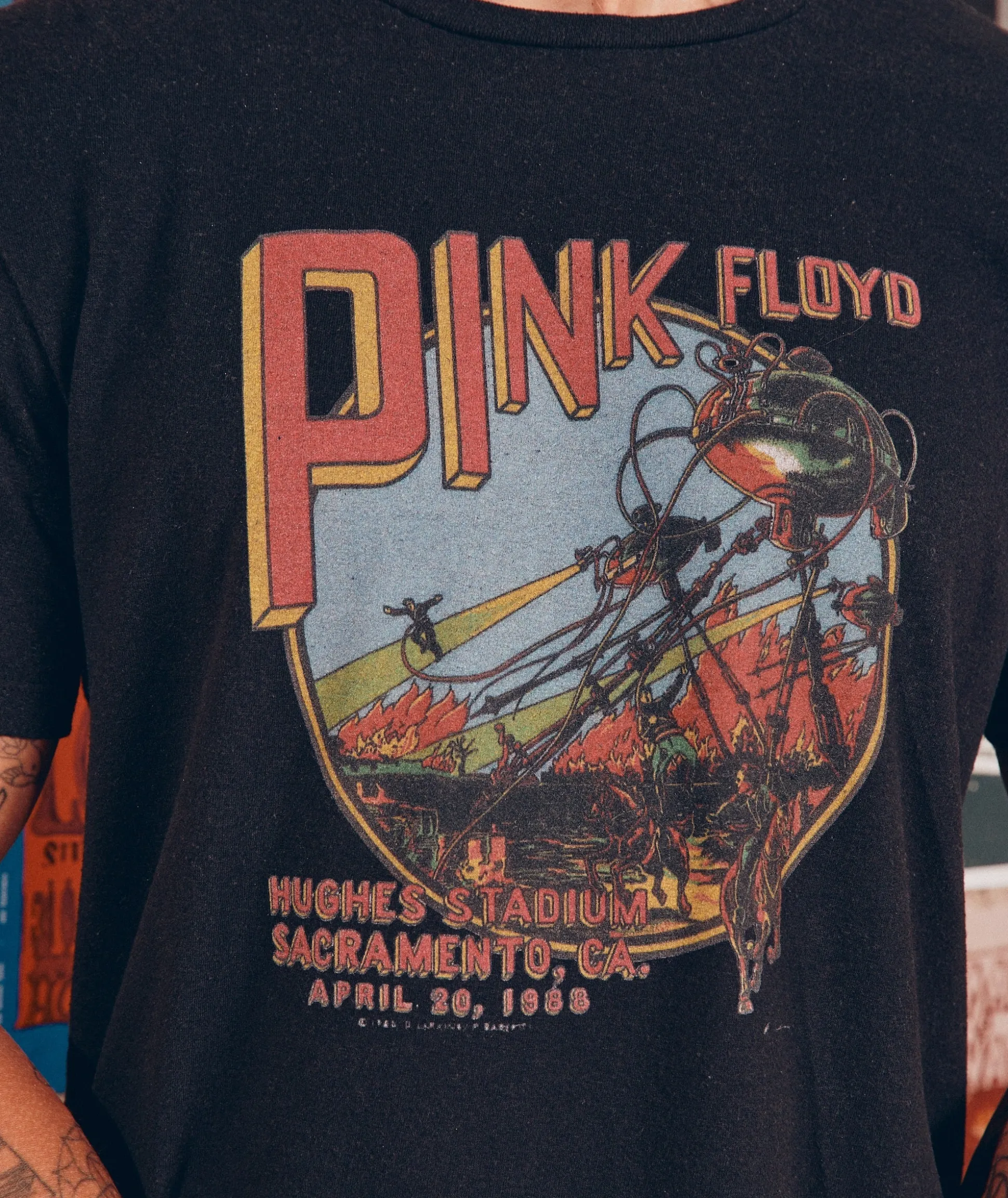 Pink Floyd Sacramento Unisex Tee