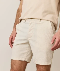 7" Hybrid Short