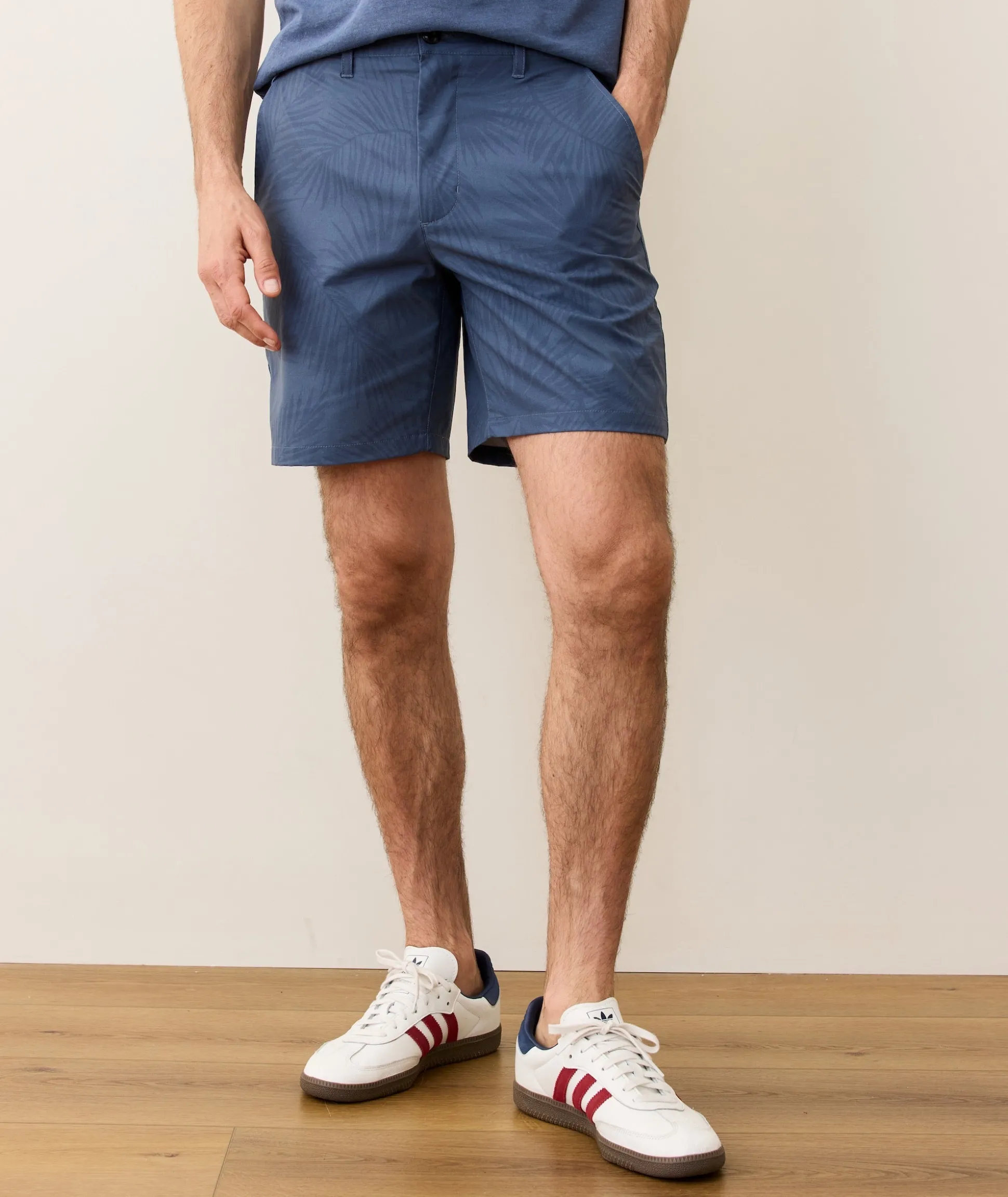 7" Hybrid Short