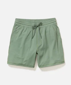 7" Sunday Stretch Short
