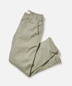 Saturday Athletic Fit Twill Chino