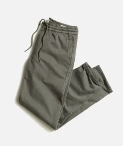 Saturday Athletic Fit Twill Pant
