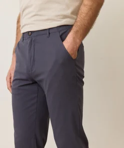 Saturday Breeze Chino